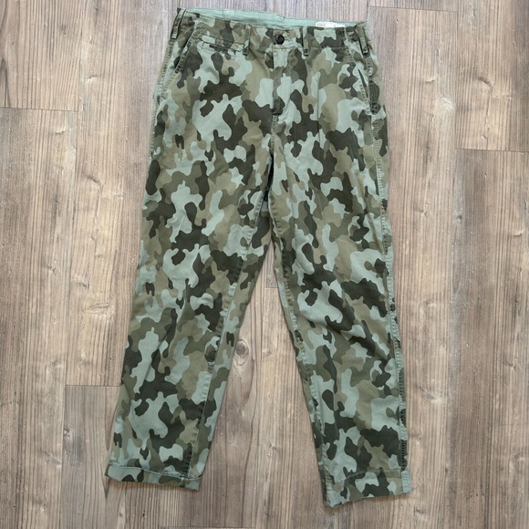 Gap - Straight Khaki High Rise Camo Pants Womens - Size 6 - Picture 1 of 7